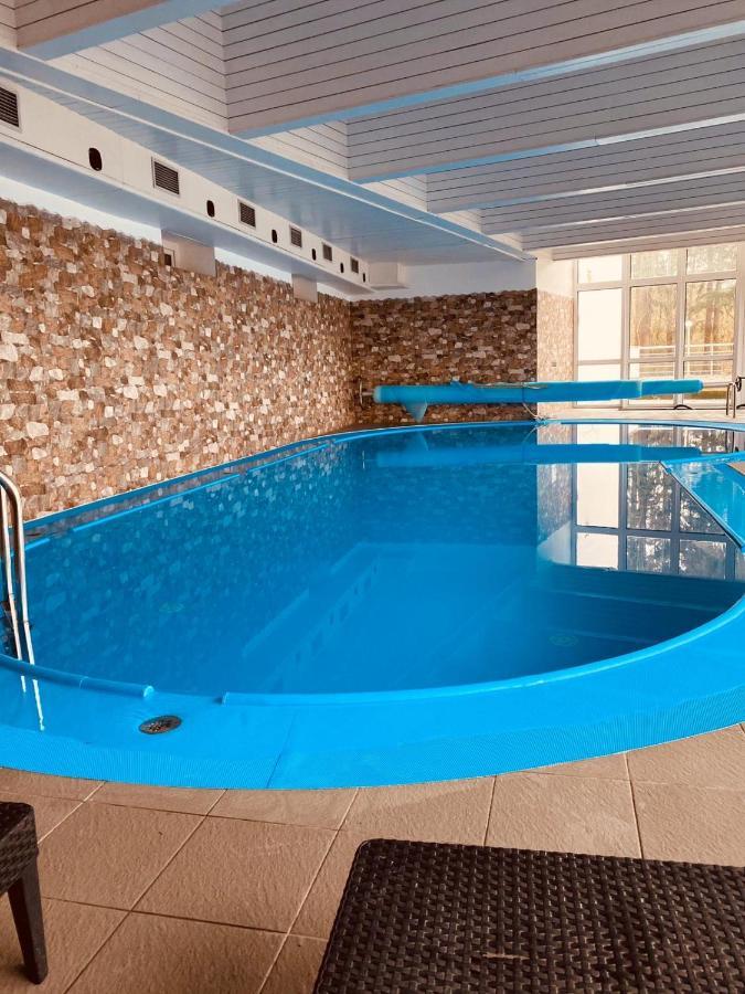 Interhotel America Pisek  Bagian luar foto