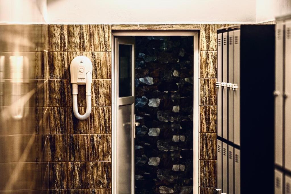 Interhotel America Pisek  Bagian luar foto
