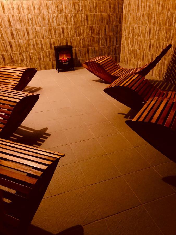 Interhotel America Pisek  Bagian luar foto